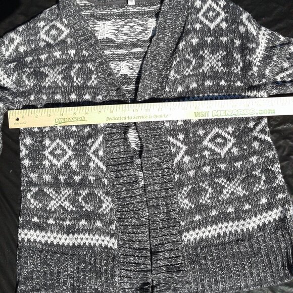 $5/25 Aeropostale Cardigan Sweater PS - Picture 6 of 7